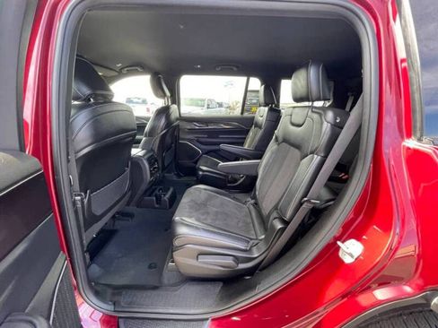 Used 2021 Jeep Grand Cherokee L Laredo AWD/4WD image 12