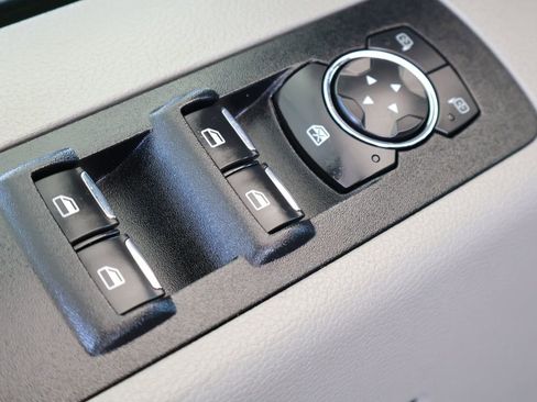 Used 2017 Ford F150 XLT image 27