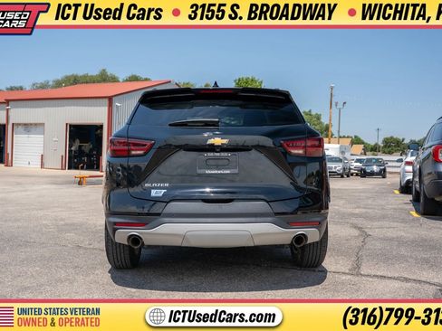 Used 2024 Chevrolet Blazer LT w/ Convenience Package FWD image 4