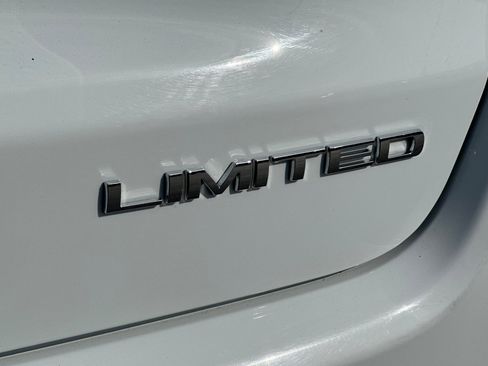 Used 2025 Jeep Compass Limited AWD/4WD image 27