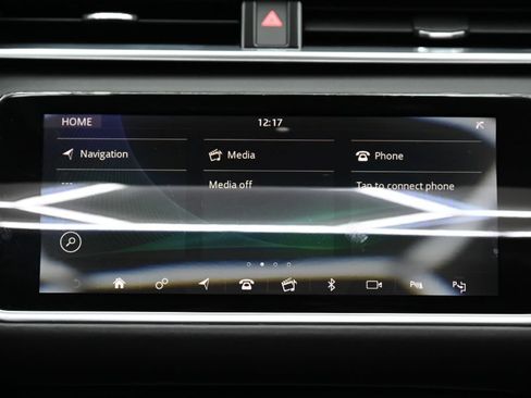 Used 2019 Land Rover Range Rover Velar R-Dynamic HSE AWD/4WD image 31