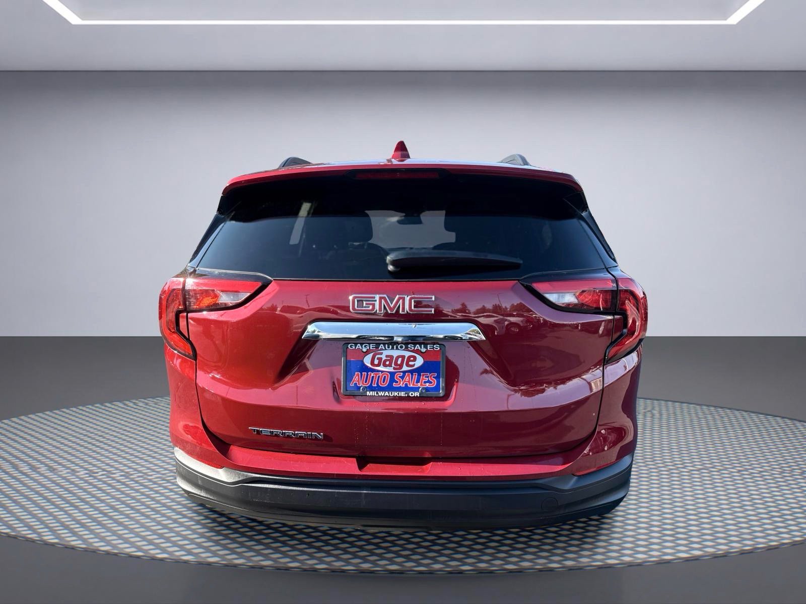 Used 2019 GMC Terrain SLE w/ Driver Convenience Package FWD image 6