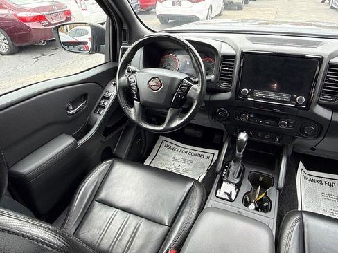 Used 2022 Nissan Frontier PRO-4X AWD/4WD image 19