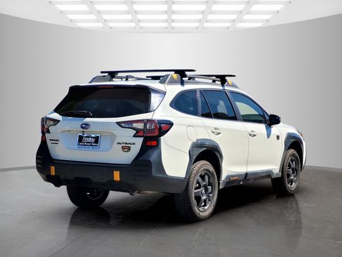 Used 2022 Subaru Outback Wilderness AWD/4WD image 6