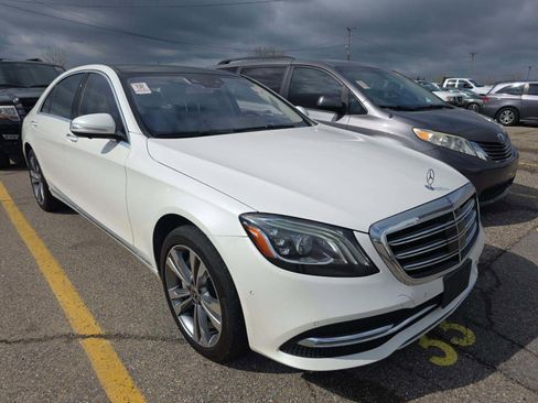 Used 2018 Mercedes-Benz S 560 4MATIC Sedan image 3