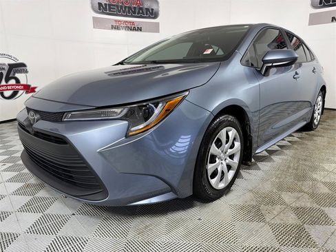 Used 2025 Toyota Corolla LE image 7