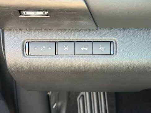New 2026 Nissan Pathfinder Platinum w/ Cargo Package AWD/4WD image 12