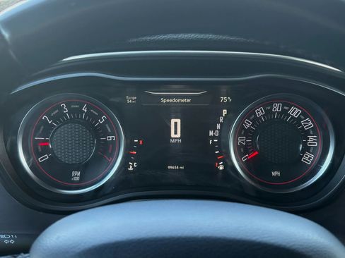 Used 2016 Dodge Challenger SXT image 22