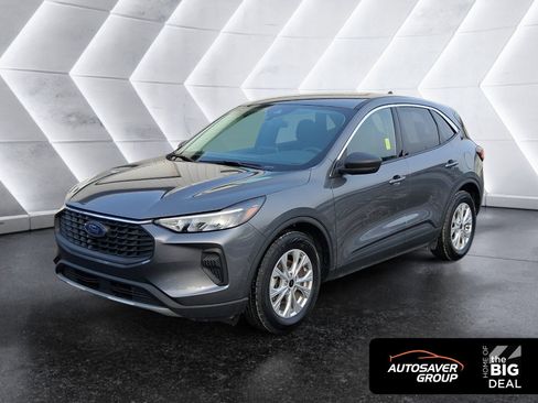 Used 2024 Ford Escape Active image 1