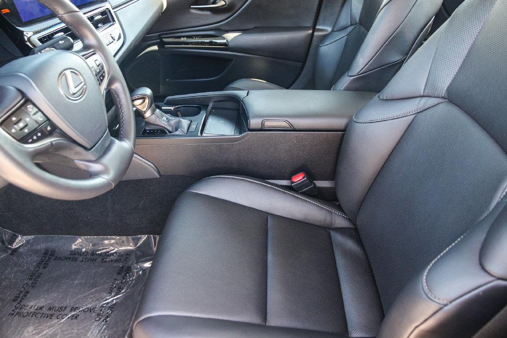 Certified 2025 Lexus ES 350 w/ Premium Package FWD image 19