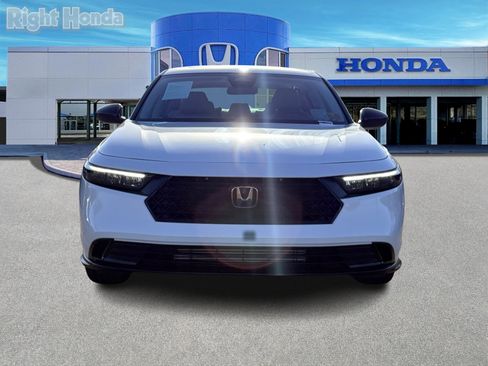 Certified 2025 Honda Accord SE image 10