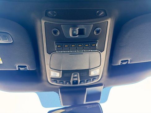 Used 2019 Ford F150 Raptor w/ Equipment Group 802A Luxury image 30