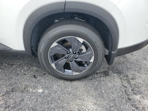 New 2026 Nissan Rogue SV image 7