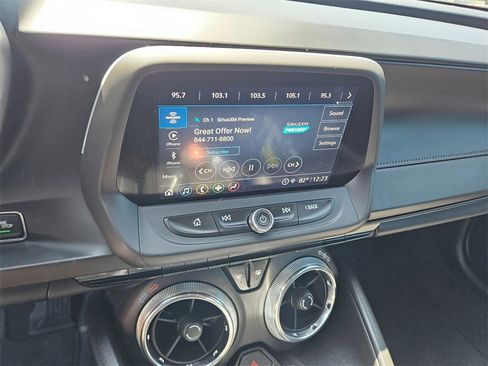 Used 2021 Chevrolet Camaro SS image 17