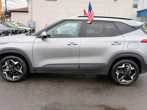 Used 2025 Kia Seltos S image 10