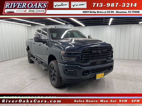 Used 2026 RAM 2500 Laramie AWD/4WD image 1