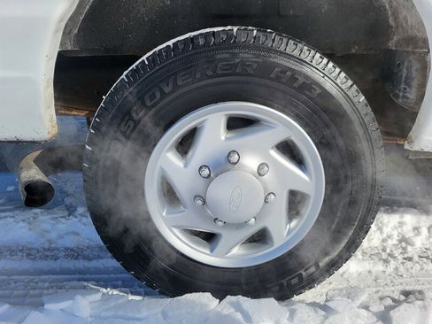 Used 2011 Ford E-350 and Econoline 350 XL image 28