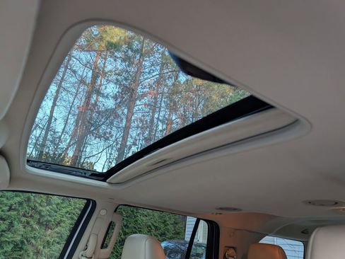 Used 2015 Ford Expedition Limited w/ Equipment Group 301A image 19