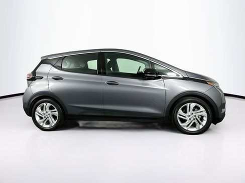 Used 2023 Chevrolet Bolt LT FWD image 10