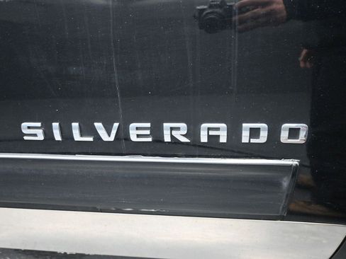 Used 2010 Chevrolet Silverado 1500 LTZ w/ Convenience Package image 6