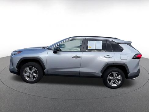 Used 2025 Toyota RAV4 LE image 8
