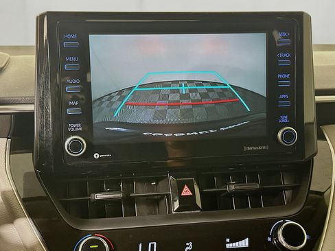 Used 2022 Toyota Corolla LE FWD image 24
