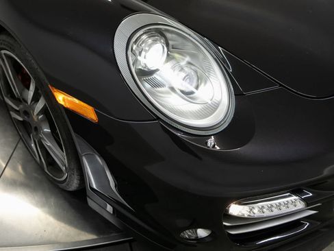 Used 2011 Porsche 911 Turbo AWD/4WD image 12
