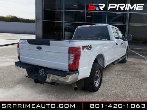 Used 2022 Ford F250 XL w/ Power Equipment Group image 3