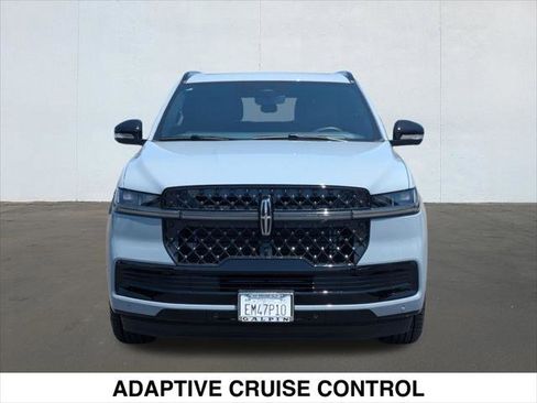 Used 2026 Lincoln Navigator L Reserve w/ Jet Appearance Package AWD/4WD image 8