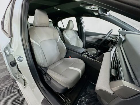 Certified 2025 Toyota Camry SE w/ Multimedia Upgrade Package image 28