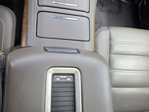 Used 2019 GMC Yukon XL Denali AWD/4WD image 27