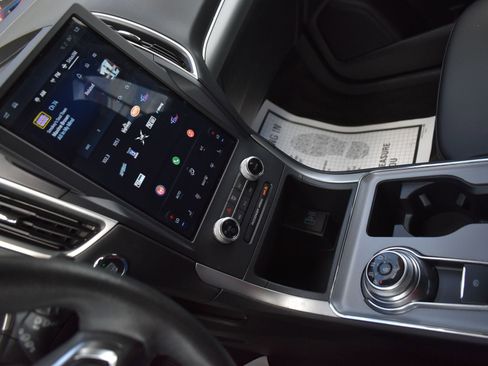 Used 2021 Ford Edge SEL w/ Cargo Accessory Package image 22