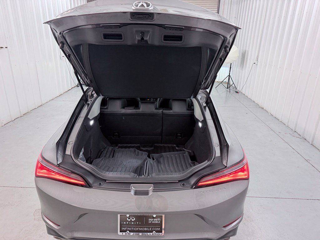 Used 2024 Acura Integra FWD image 30
