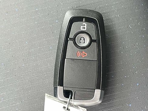New 2026 Ford Maverick Lobo AWD/4WD image 4