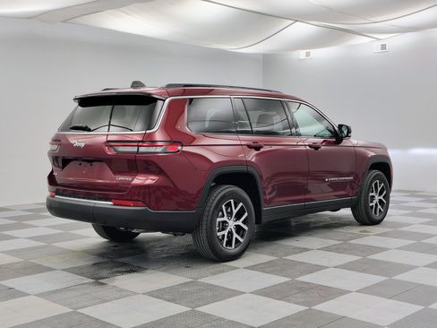 New 2025 Jeep Grand Cherokee L Limited image 11