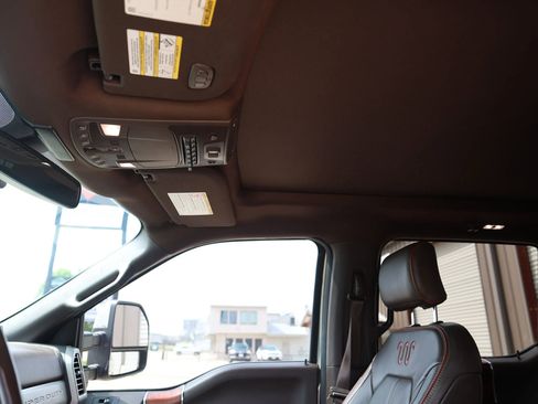 Used 2017 Ford F250 King Ranch w/ King Ranch Ultimate Package image 27