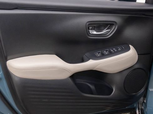 Certified 2026 Honda HR-V LX image 15