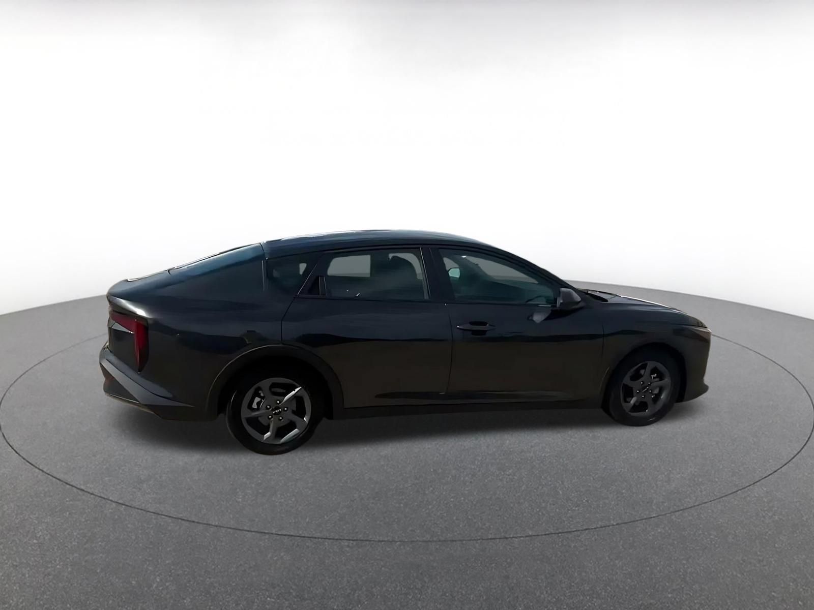 Used 2026 Kia K4 FWD image 9
