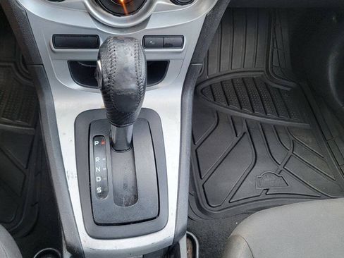 Used 2014 Ford Fiesta SE FWD image 13