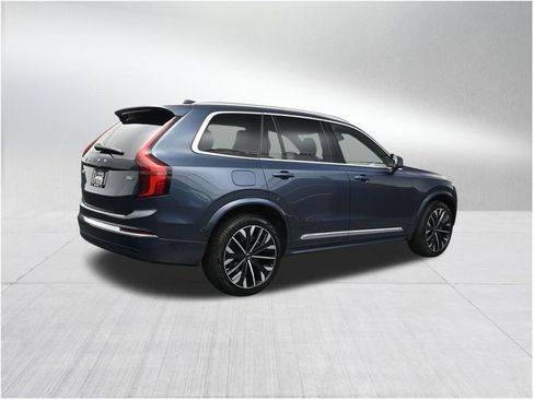 New 2026 Volvo XC90 B6 Plus w/ Protection Package Premier AWD/4WD image 5