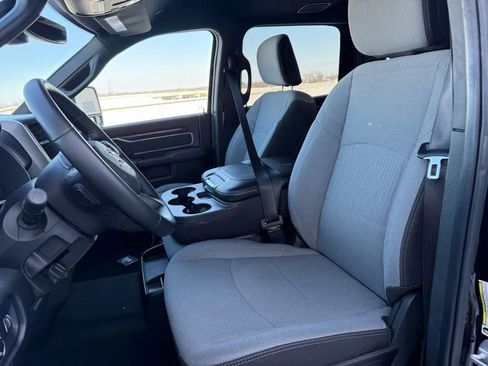 Used 2024 RAM 2500 Big Horn w/ Bed Utility Group image 13