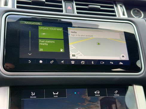 Used 2019 Land Rover Range Rover Long Wheelbase Supercharged image 31