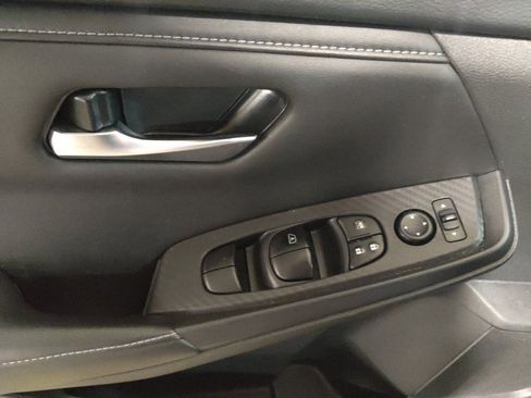 Used 2024 Nissan Sentra SV image 27