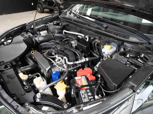 Used 2023 Subaru Outback Premium AWD/4WD image 34