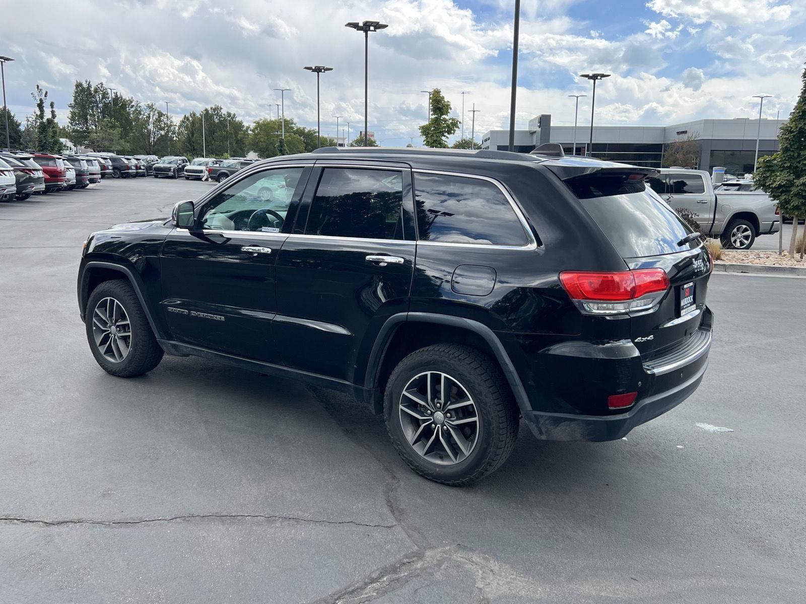 Used 2017 Jeep Grand Cherokee Limited AWD/4WD image 19