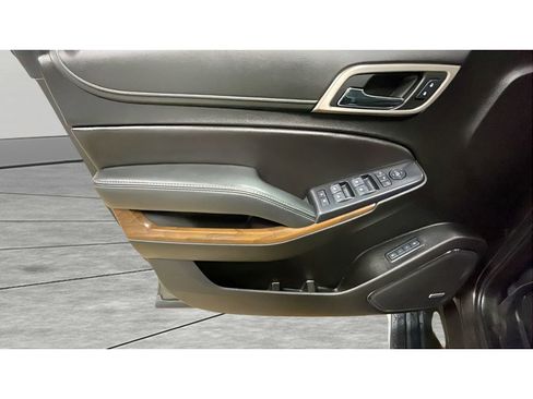 Used 2019 GMC Yukon Denali w/ Denali Ultimate Package image 9