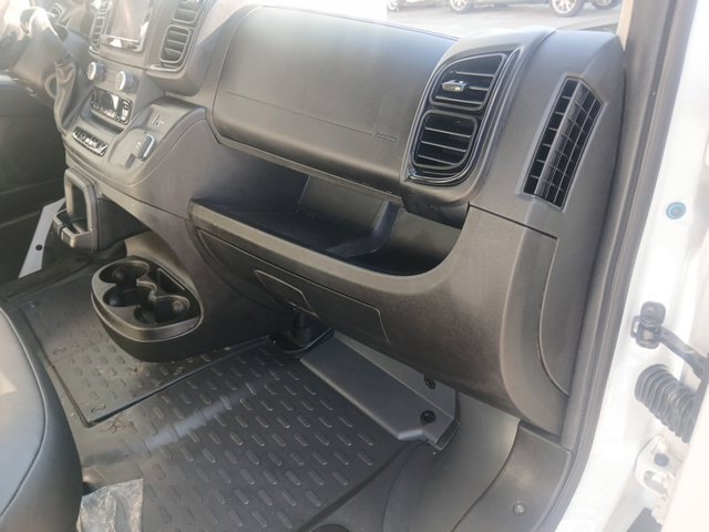 Used 2024 RAM ProMaster 2500 w/ Convenience Group FWD image 17