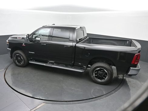 Used 2025 RAM 2500 Laramie AWD/4WD image 58