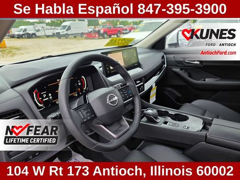 Used 2025 Nissan Rogue SL w/ SL Premium Package FWD image 21