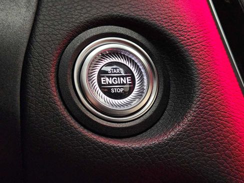 Used 2023 Mercedes-Benz C 63 AMG S image 33